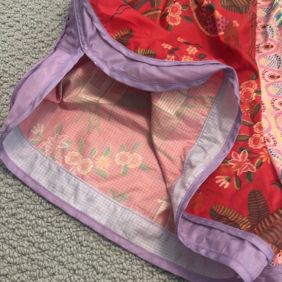 Farm Rio Colorful Patterned dolphin  Shorts - Picture 5 of 8